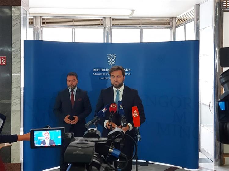 Slika /slike/Vijesti/2021/Sastanak ministara Ćorić i Košarac.jpg